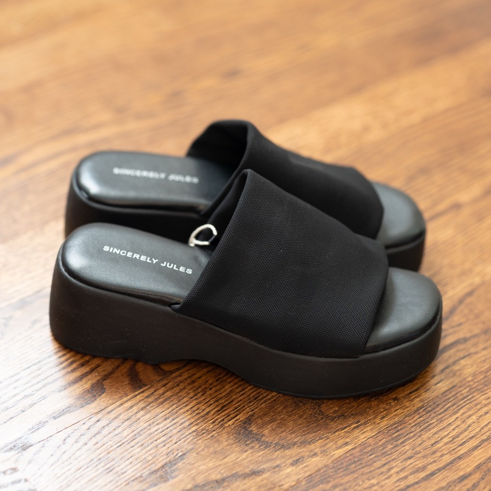 NWT Sincerly Jules Black Women's Y2K Slide Sandals